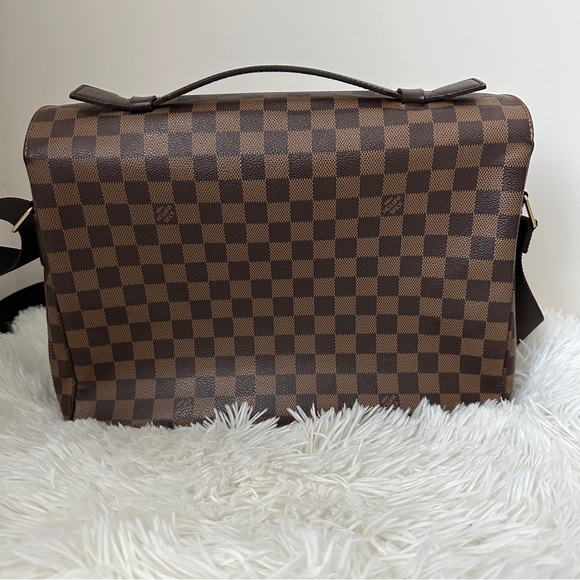 AUTHENTIC Louis Vuitton Broadway Damier Ebene Messenger Bag - Picture 3 of 6